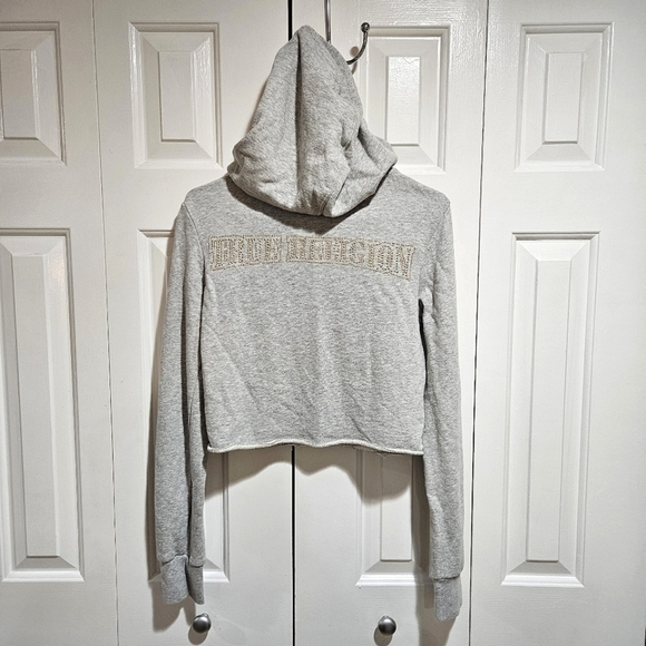 TRUE Religion Studded Bedazzled Gray Cropped Pintuck Pullover Hoodie Size Small - Picture 3 of 13
